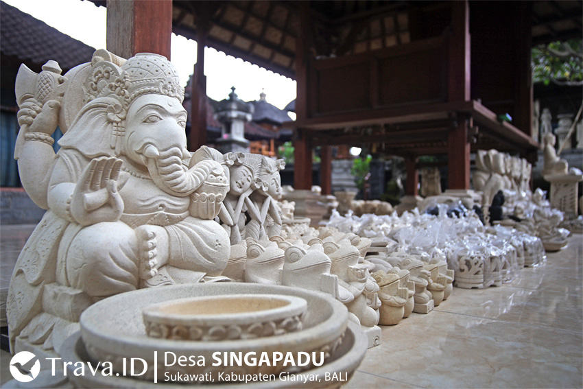 patung paras bali di desa singapadu 80